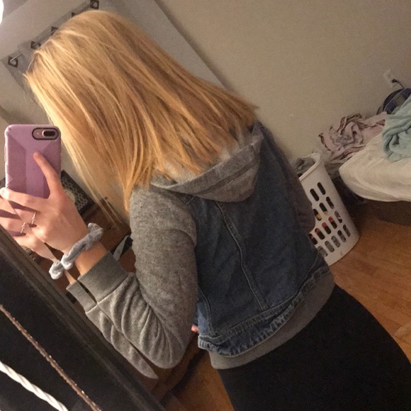 american eagle jean jacket - Picture 6 of 7